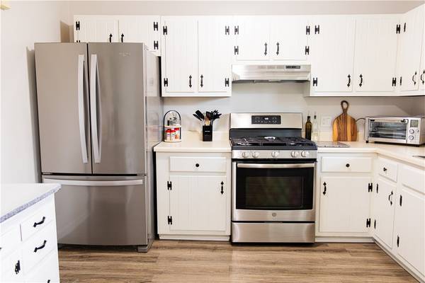 Rochester, NY 14623,15 Old White LN