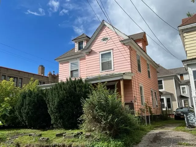 122 Mark AVE, Syracuse, NY 13205