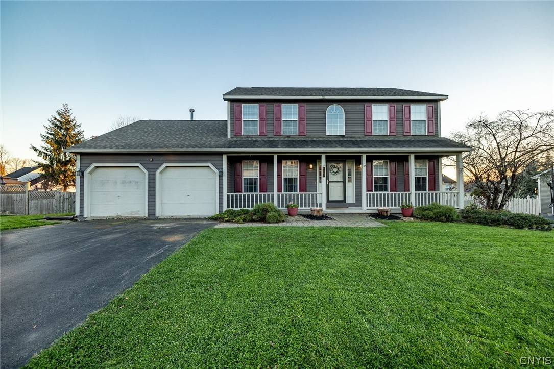 8883 Kilkenny DR, Baldwinsville, NY 13027
