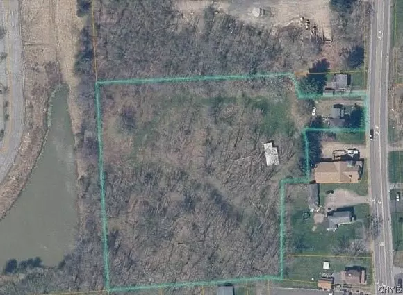 Clay, NY 13041,8621 Morgan RD