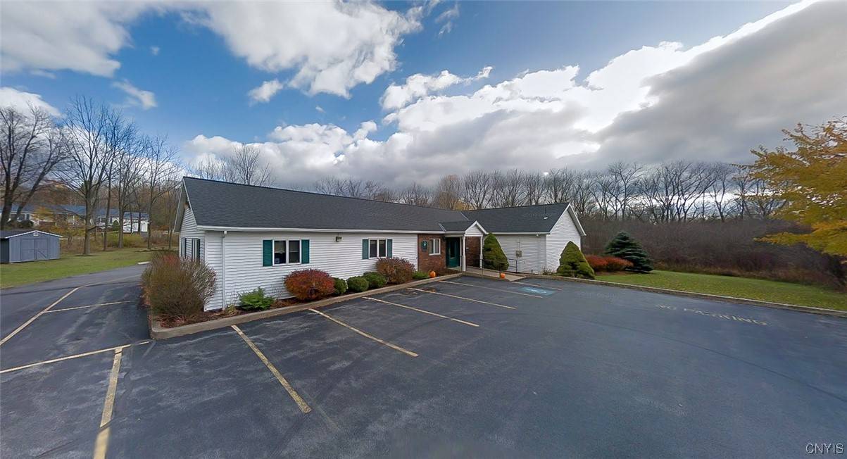 1130 Corporate DR, Auburn, NY 13021