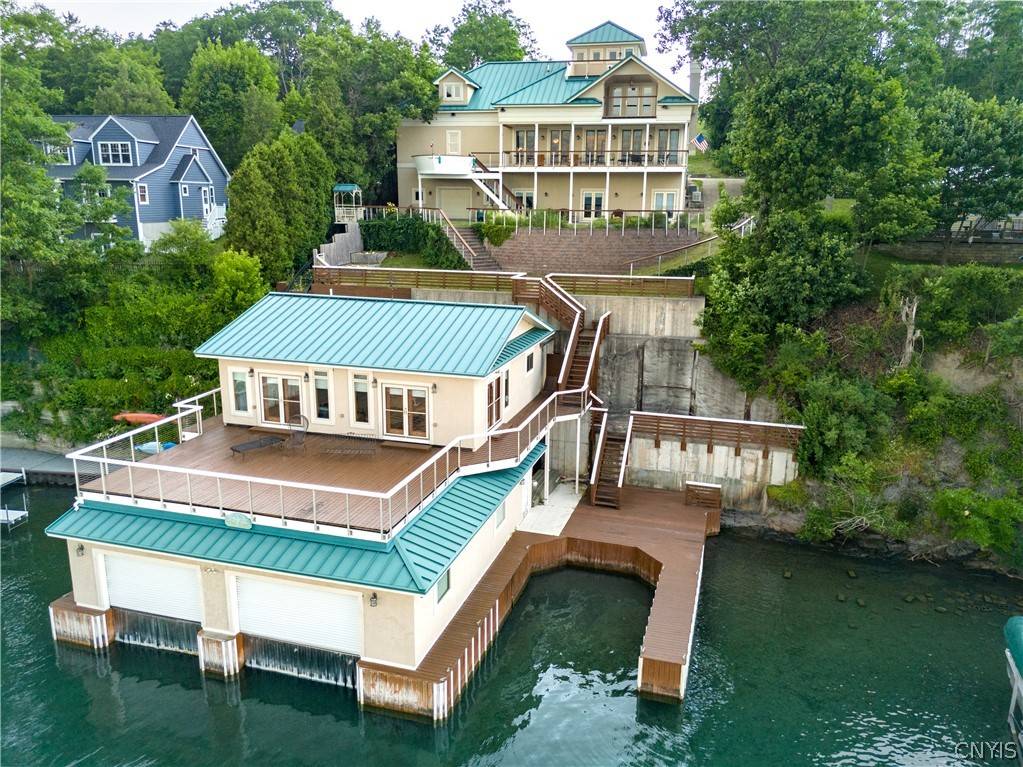 Skaneateles, NY 13152,1745 Borodino