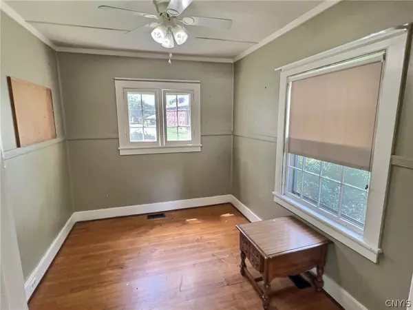 Aurora, NY 13026,30 Wells RD