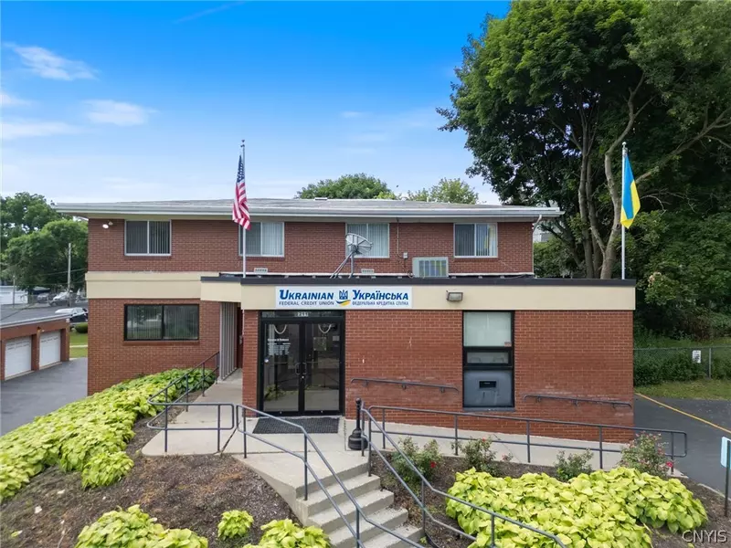 211 Tompkins ST, Syracuse, NY 13204