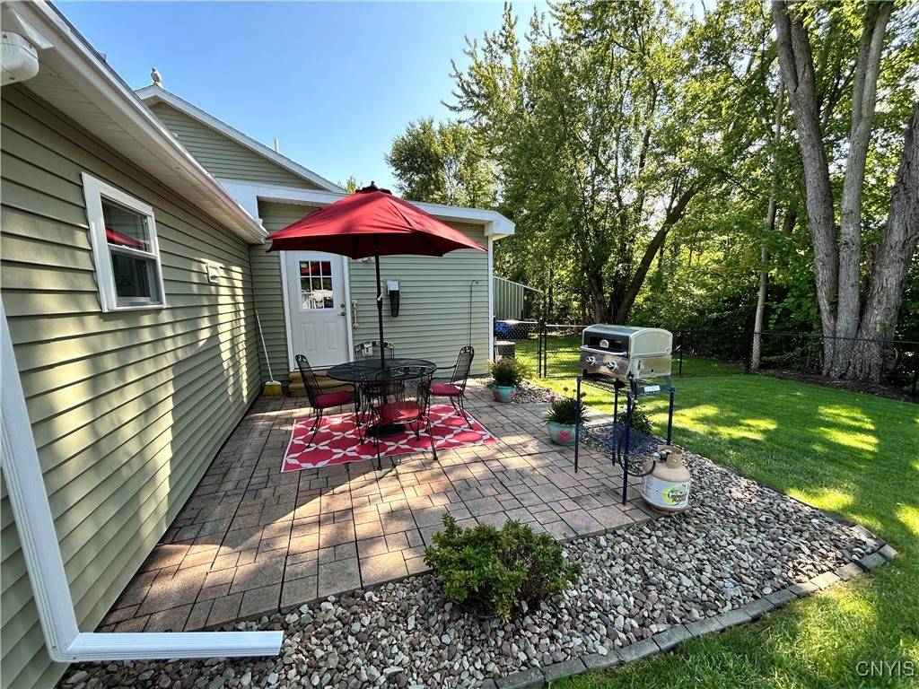 Canastota, NY 13037,119 Syracuse Herald AVE