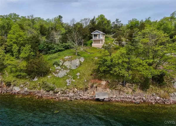 Clayton, NY 13624,14492 Grossman Point