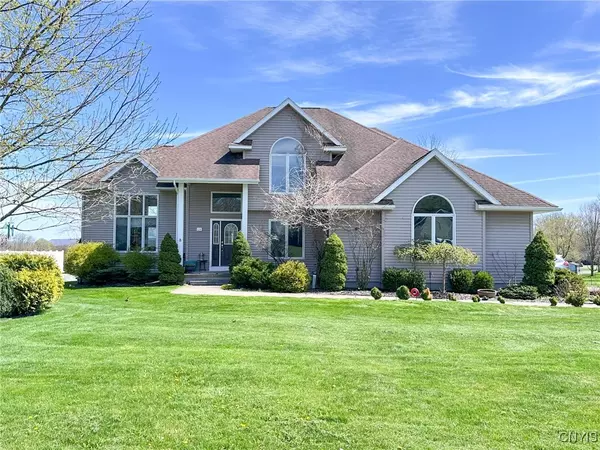 114 Trails XING, Whitesboro, NY 13492