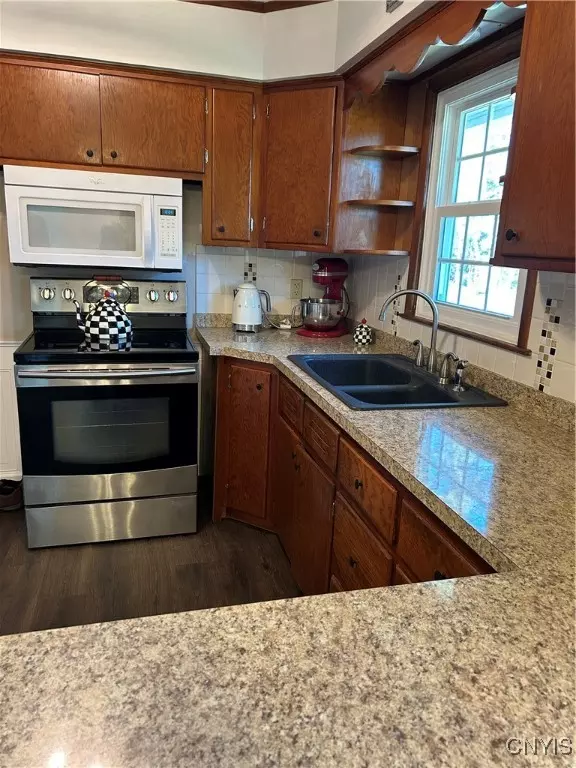 Dolgeville, NY 13329,5 Brayton CT