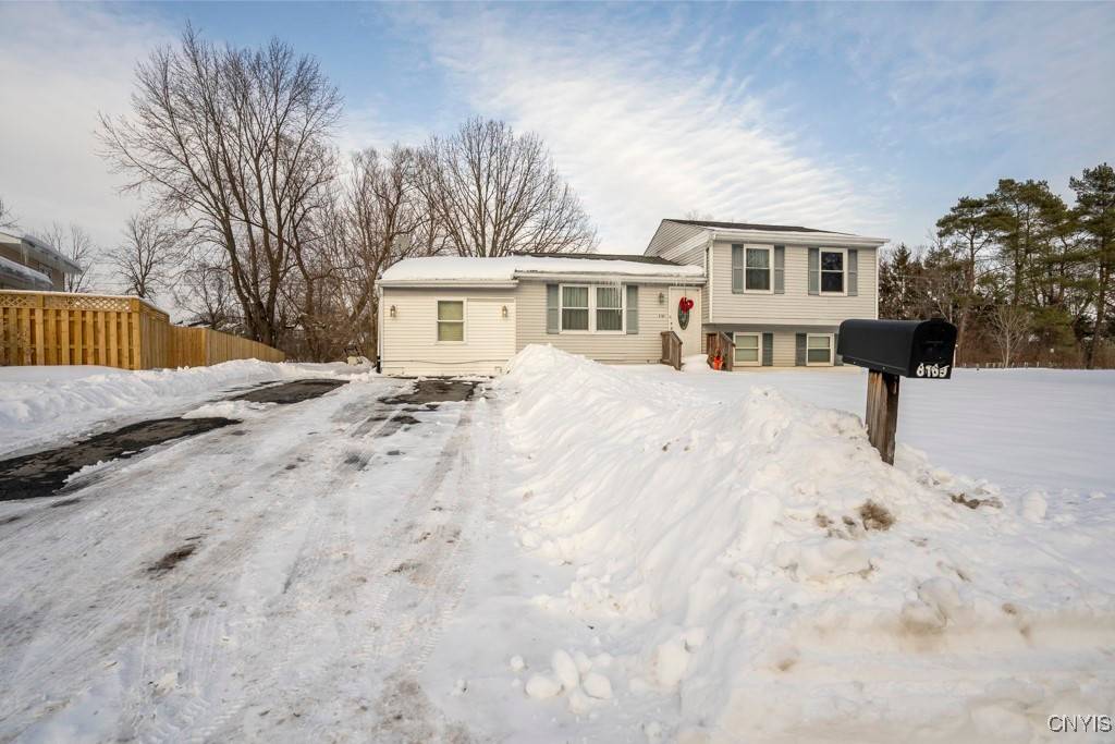 Liverpool, NY 13090,8169 Scotia LN