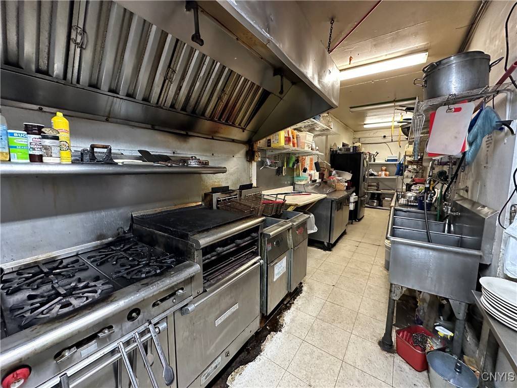 Oswego, NY 13126,271 Barker RD