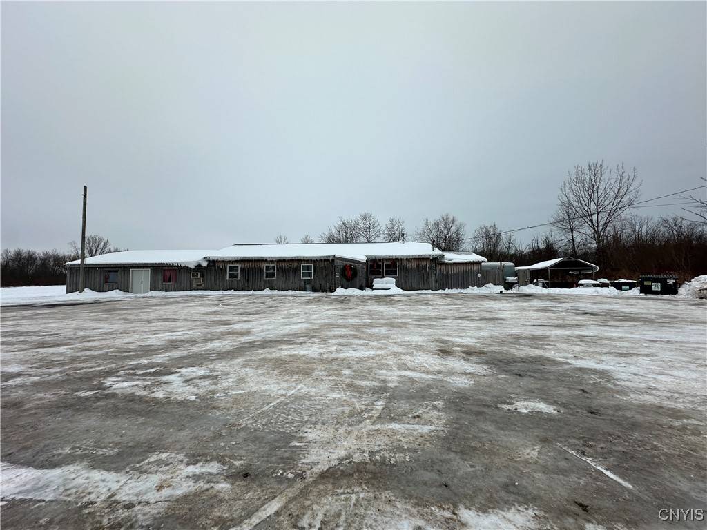 Oswego, NY 13126,271 Barker RD