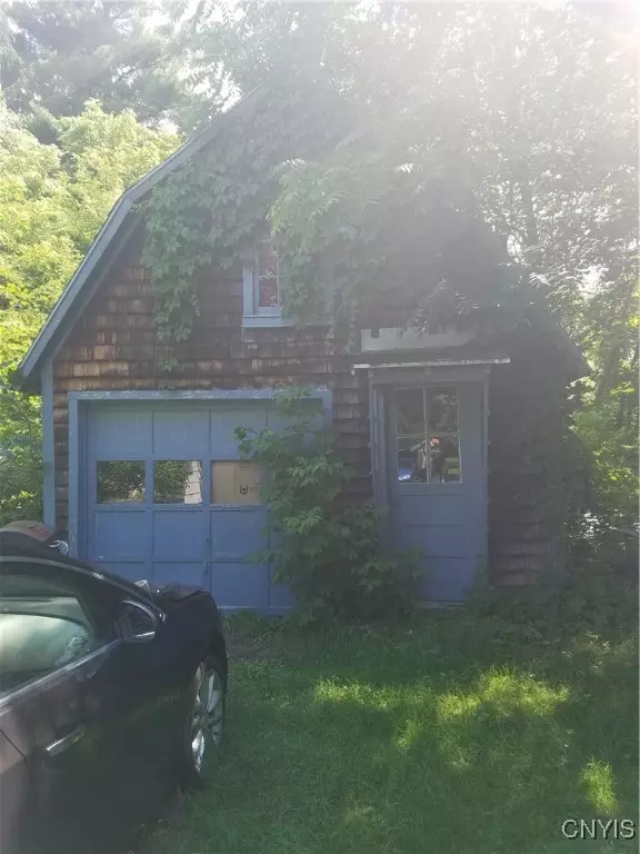 Syracuse, NY 13207,219 Fletcher AVE