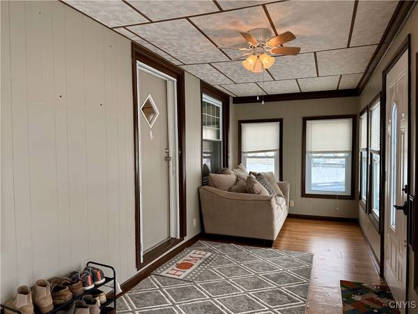 Utica, NY 13502,450 Coventry AVE