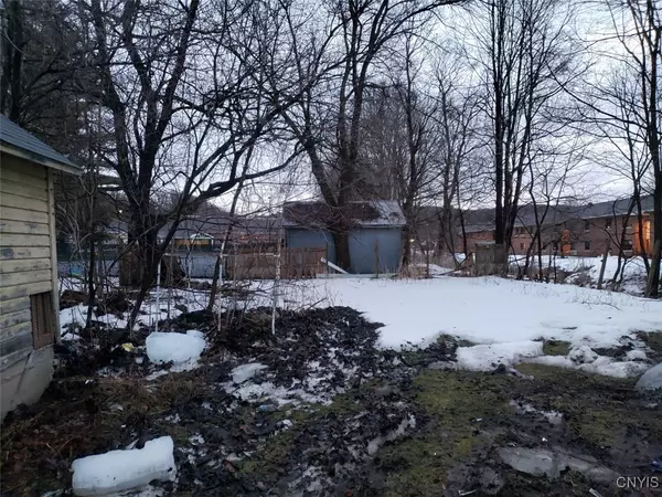Moravia, NY 13118,25 Grove ST