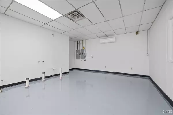 Syracuse, NY 13209,314 Lakeside RD