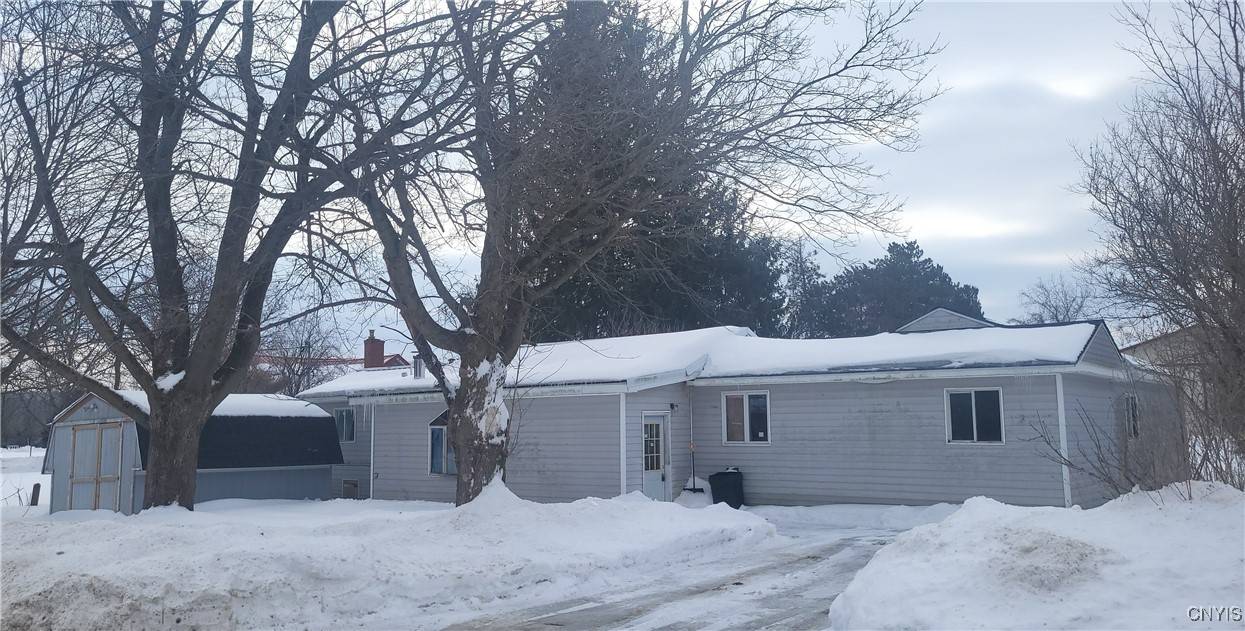 Machias, NY 14101,3427 Franklin ST