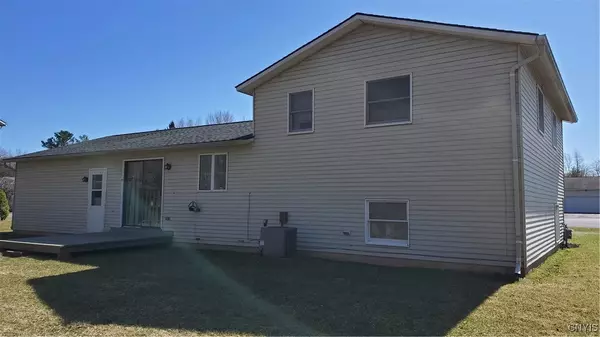 Minoa, NY 13116,108 Weaverdale LN