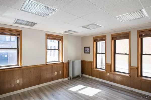 Watertown, NY 13601,135 Park PL