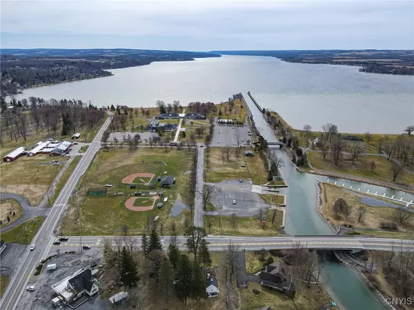 Auburn, NY 13021,27 White Bridge RD
