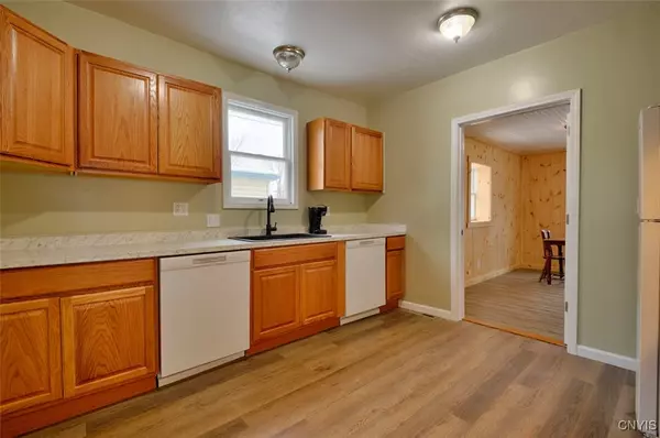 Alexandria Bay, NY 13607,88 Walton ST