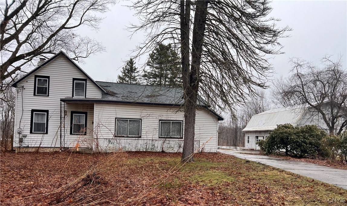8-10 Cut Off RD, Fulton, NY 13069