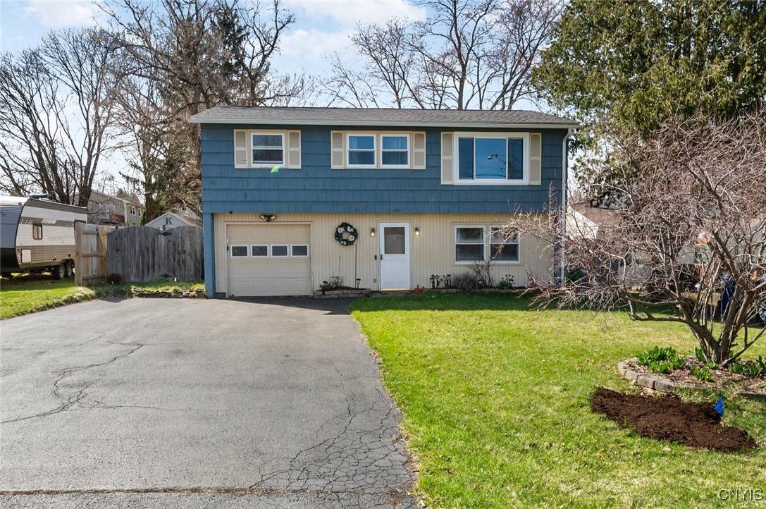 4555 Grace PL, Jamesville, NY 13078