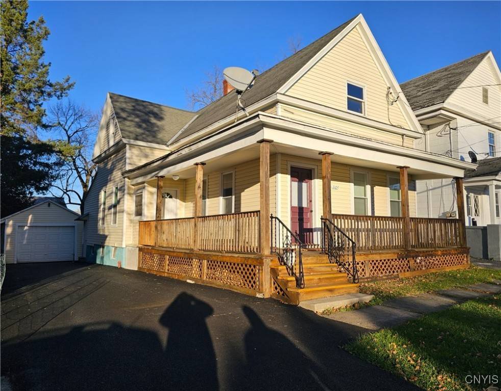 1105 South ST, Utica, NY 13502