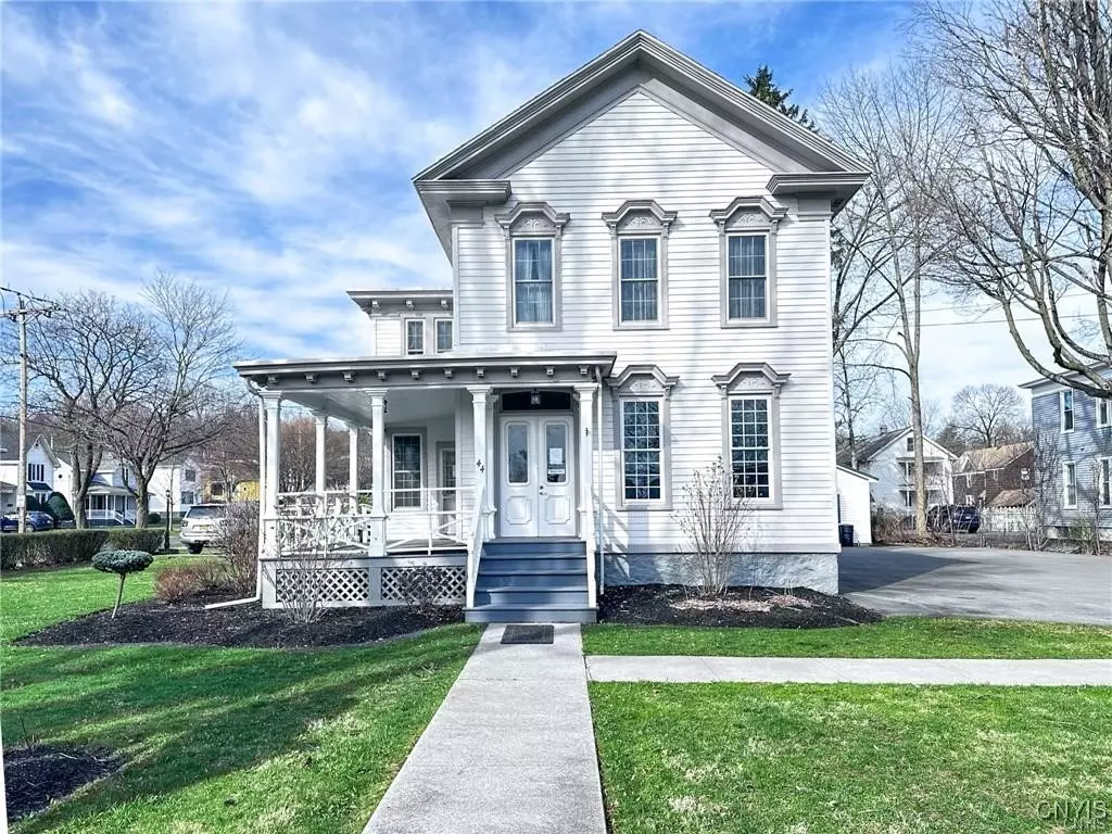 New Hartford, NY 13413,44 Oxford RD