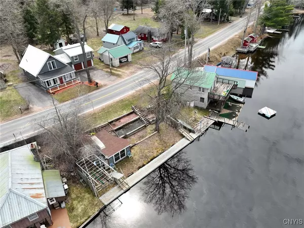 Bernhards Bay, NY 13028,1378 County Route 17