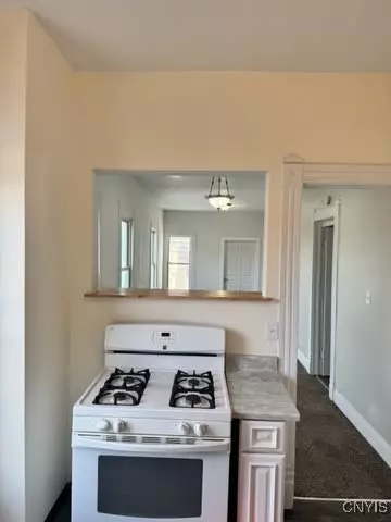Syracuse, NY 13203,827-29 Burnet Avenue #29