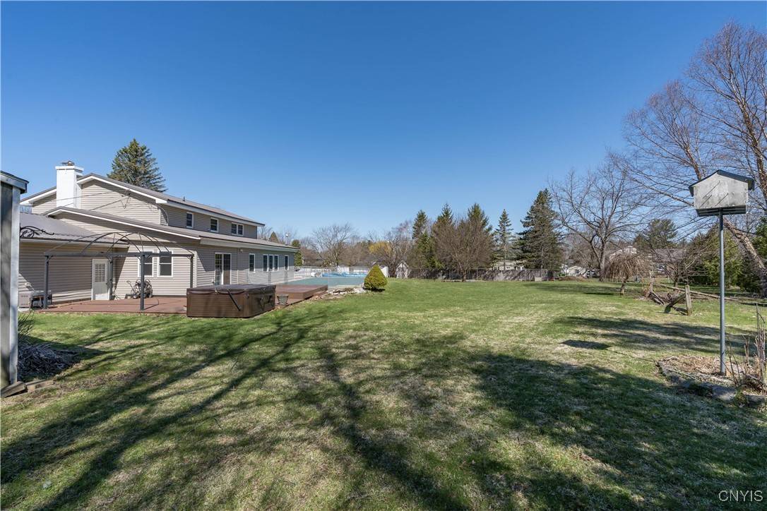 Watertown, NY 13601,402 Newman DR