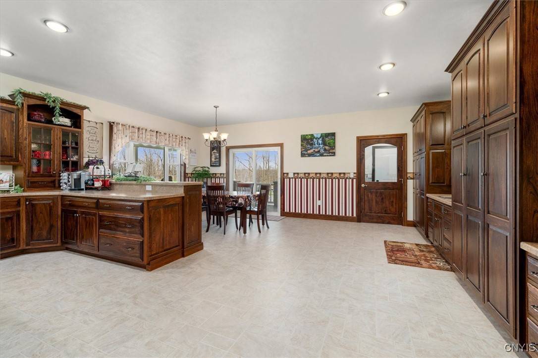 Oriskany Falls, NY 13425,6133 Tanner RD