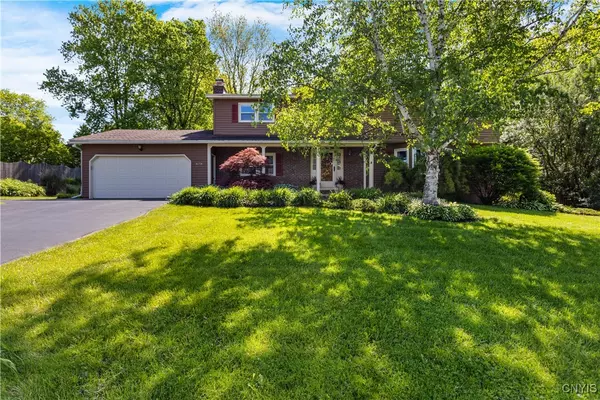 8178 Old Sunridge DR, Manlius, NY 13104
