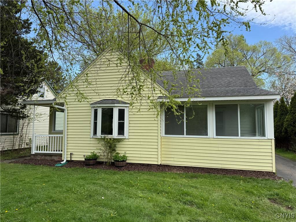 Syracuse, NY 13207,2025 Valley DR