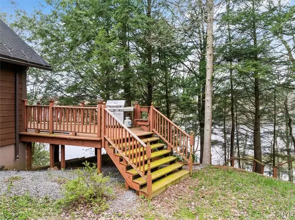 Remsen, NY 13438,9039 Woods RD
