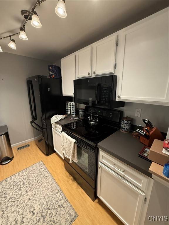 Baldwinsville, NY 13027,114 Softwind CIR