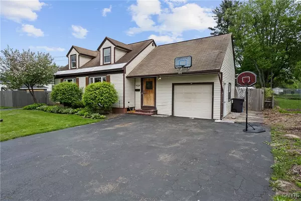 Syracuse, NY 13212,203 Forest DR