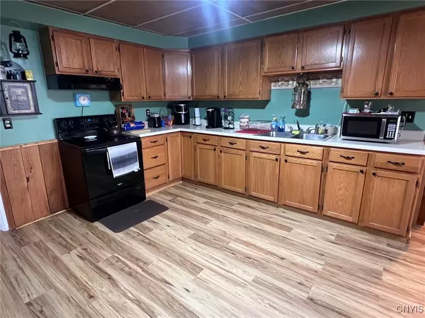 Gouverneur, NY 13642,9 Rowley ST