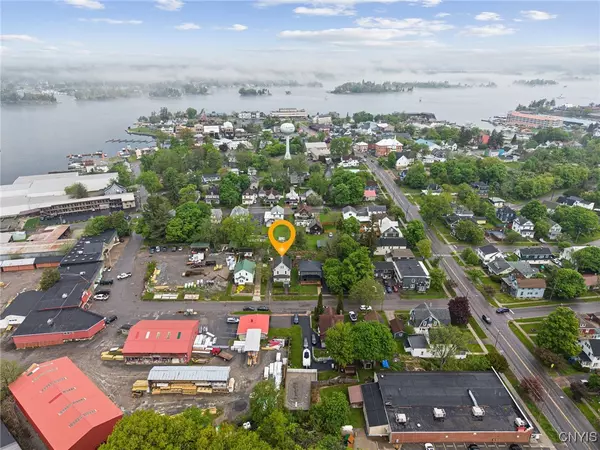 Alexandria Bay, NY 13607,8 Washington ST