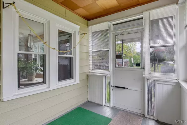 Syracuse, NY 13206,329 Hazelhurst AVE