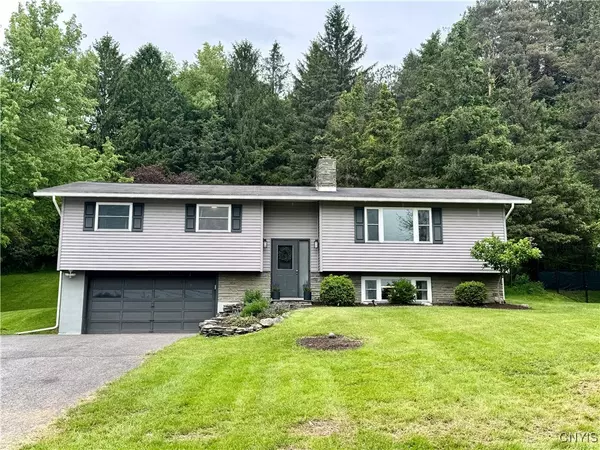8521 Cazenovia RD, Manlius, NY 13104