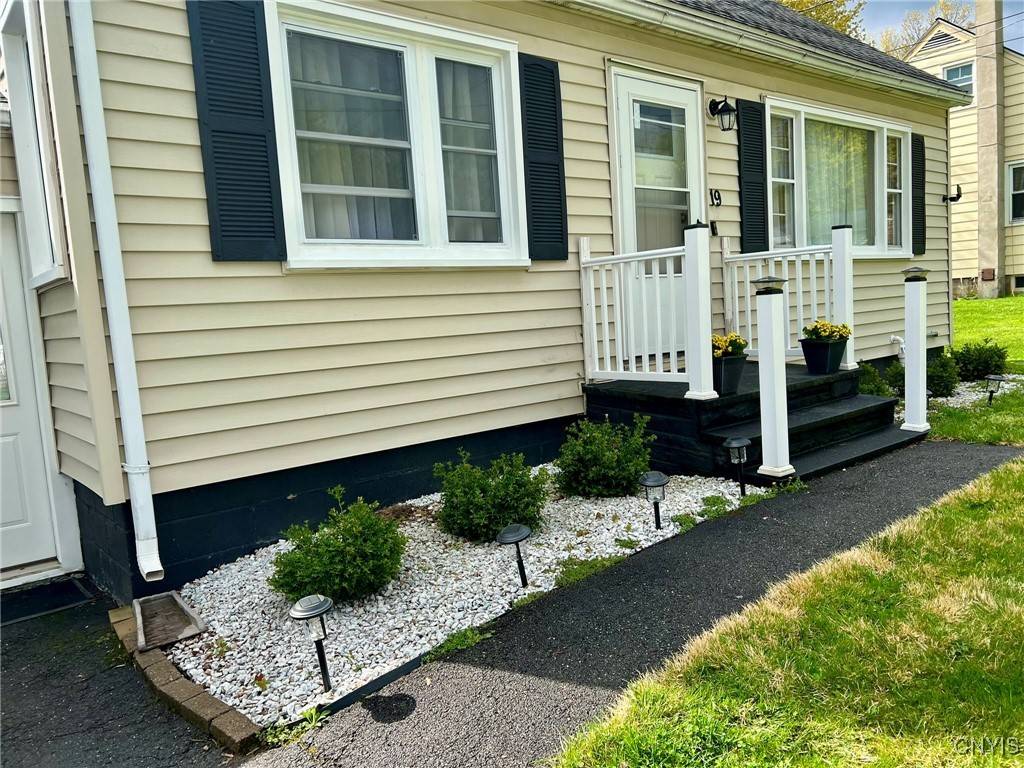Whitesboro, NY 13492,19 Pleasantview PL