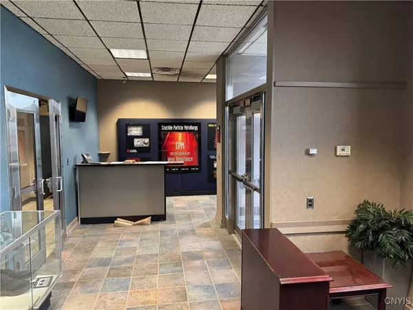 Syracuse, NY 13209,569 Bridge ST