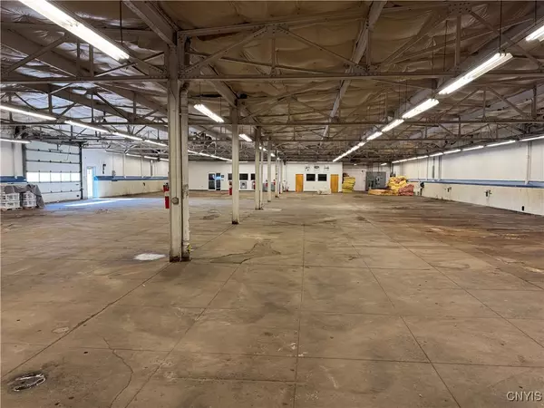 Syracuse, NY 13204,647 W Genesee ST