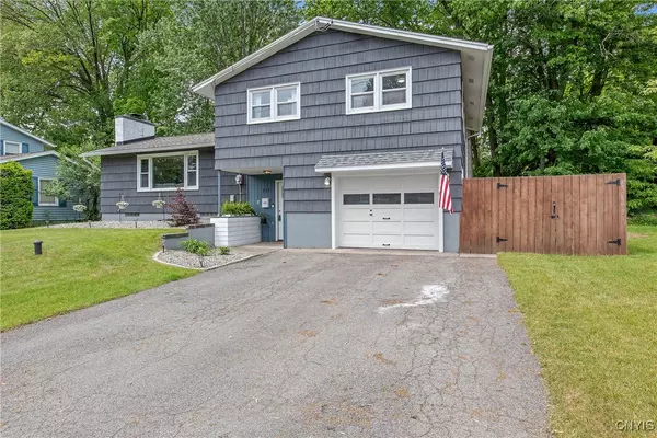 Syracuse, NY 13212,217 Park LN