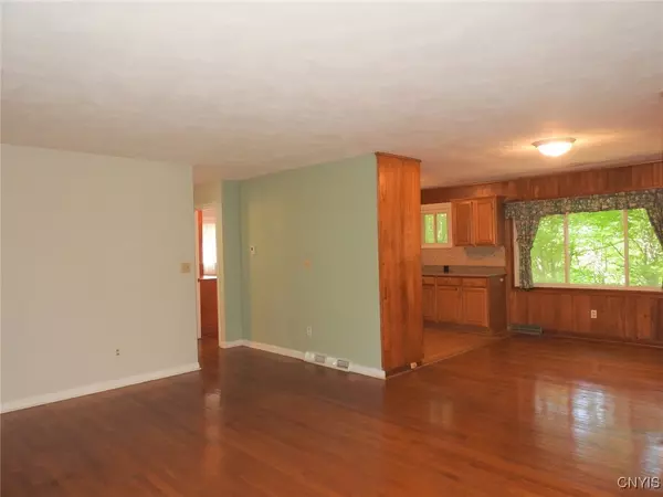 Syracuse, NY 13207,276 Reed AVE