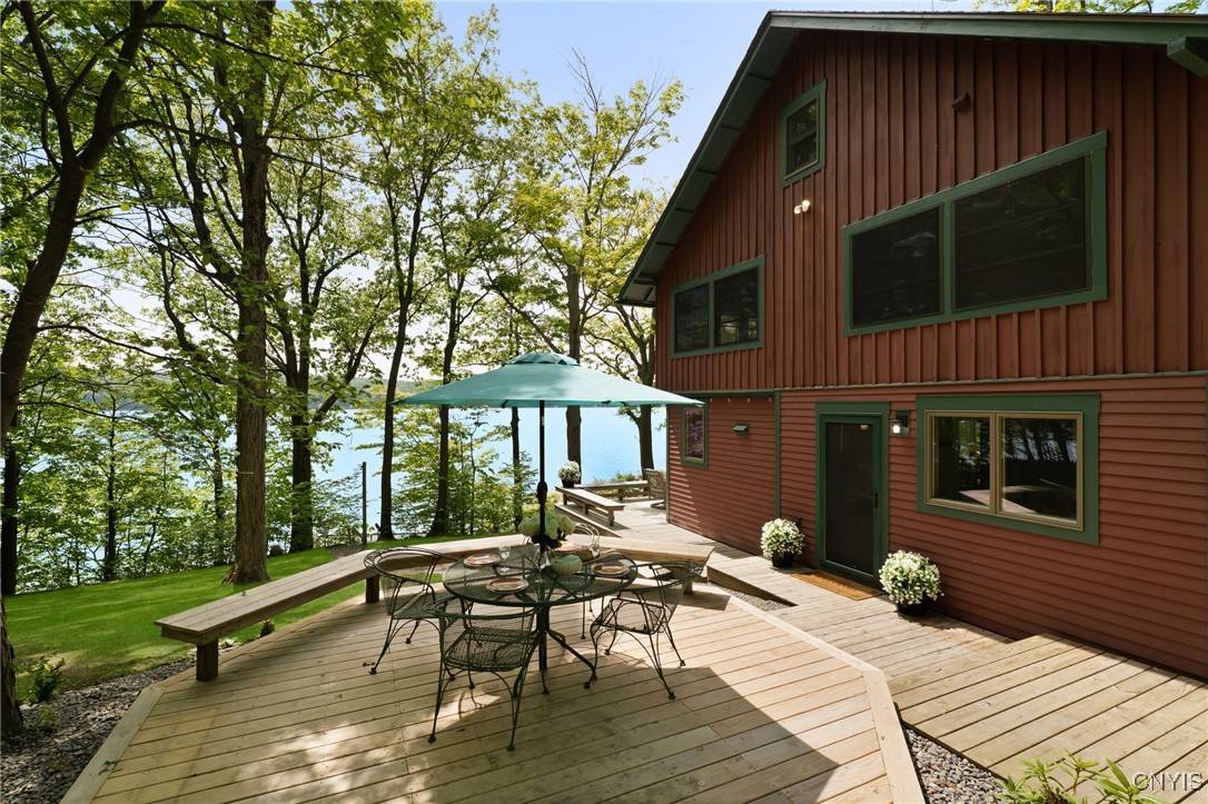 1561 Red Tail Lane, Skaneateles, NY 13152