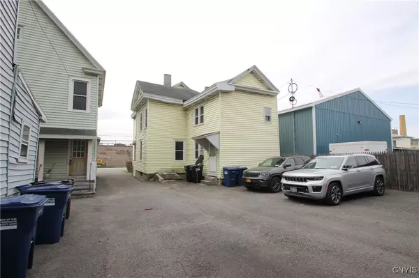 Syracuse, NY 13203,525 Burnet AVE