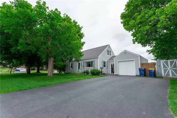 Syracuse, NY 13219,308 Horace DR