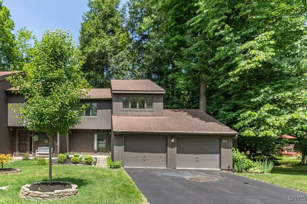 8712 E Patrol RD, Baldwinsville, NY 13027